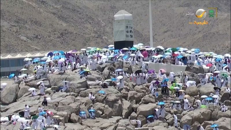 الشيخ الدكتور صالح بن حميد: قيادة المملكة تولي عناية فائقة واهتمامًا كبيرًا بعمارة الحرمين الشريفين