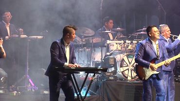 Amor de Unas Horas - Internacional Carro Show - En Vivo Teatro Metropolitan