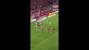 ¡La primera del Rojo llegó a la salida de un córner!