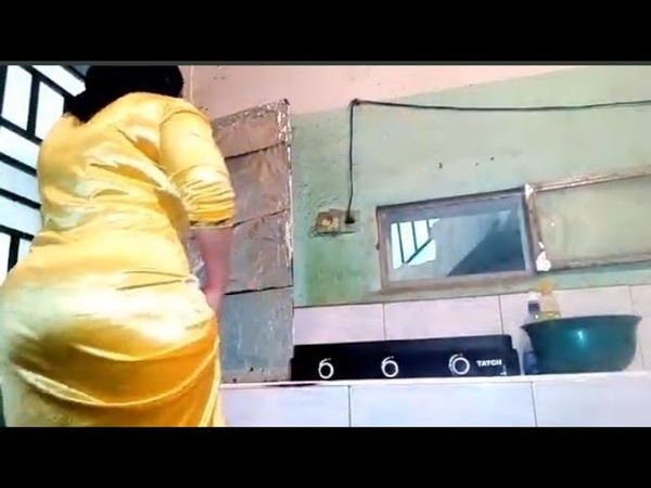 تنظيف  جدران المطبخ مع