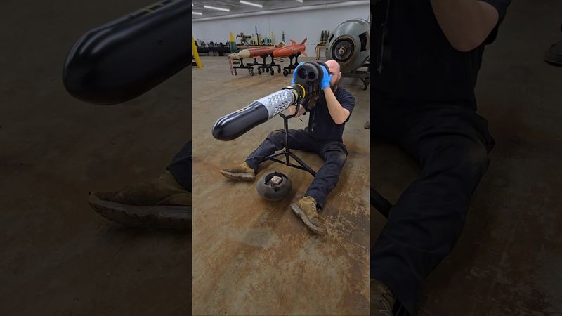 M47 DRAGON Shoulder-Fired Man-Portable Anti-Tank Guided Missile System #military #army #coldwar #edc