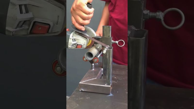 This is how the grinding press tool works so that the results are stable.#shorts