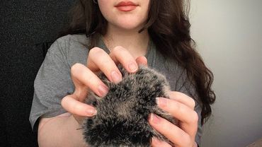 ASMR Fluffy Mic Massage & Scratching (no talking)