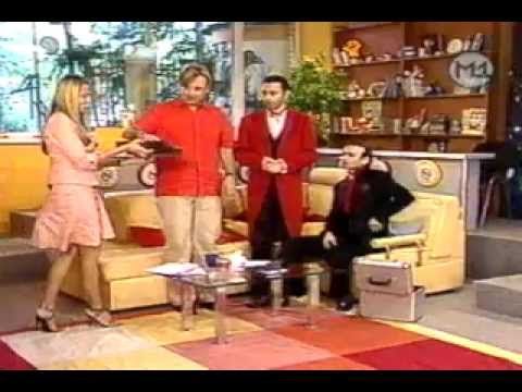 Снял трусы у...