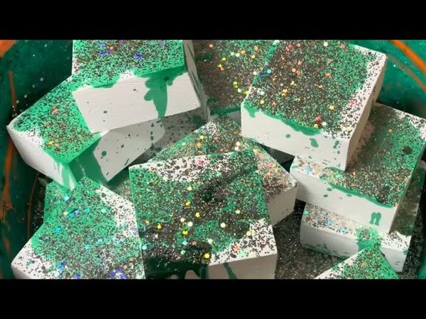 Green Drizzled Fresh Snow Fairy Dust Chalk