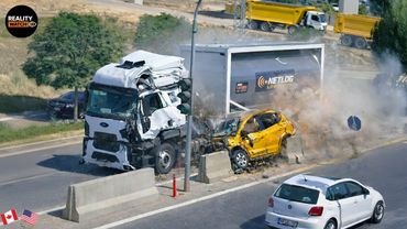 220 Unexpected Idiots in Cars Get Instant Karma Caught on Dash Cam