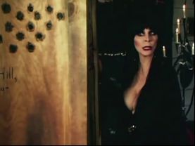 ELVIRA'S MOVIE MACABRE: Halloween Special - Scared To Death