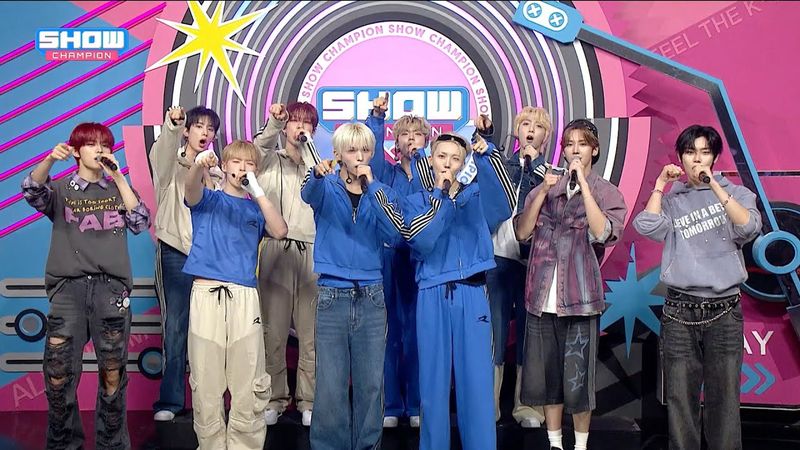 [MC석 코너] 친구같은 컴백 인터뷰! ‘ALL(H)OURS(올아워즈)’ 나!왔어✋🏻 l Show Champion l EP.569 l 250917