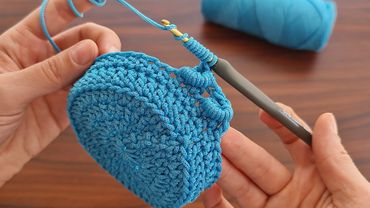 Wow! how to make eye catching crochet ✔ Super easy Very useful crochet decorative basket making.