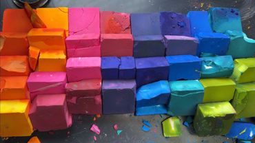 This is what being obsessed with Rainbow Chalk looks like💕