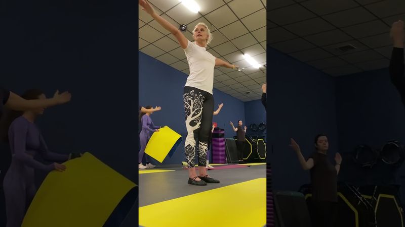 Pilates standing.   #pilates #bodymind #powerpilates