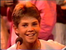 Danny de Munk 1985 Veronica Muziekdag Interview and song Mengelmoes - deinterlaced