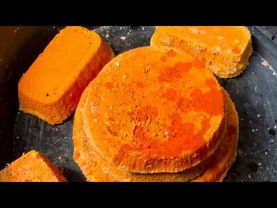 Odd But Satisfying Chalk Texture