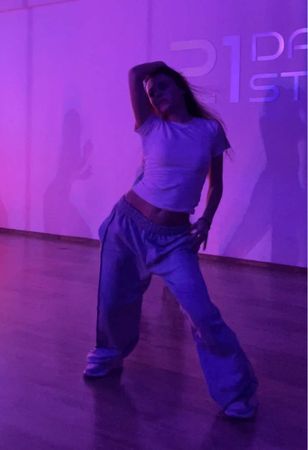 choreo:@podmoskovnaya.official 💔💔 #recommendations #girl #dance #lovv...