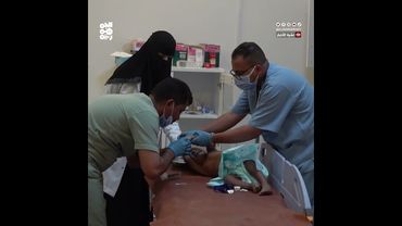 استشهاد طفلة وإصابة شقيقها في قصف حوثي على منزلهما غربي تعز