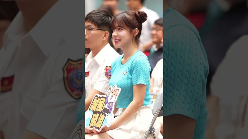 多慧看到👀鏡頭了！被抓包 @lee_dahye #李多慧 #이다혜 #啦啦隊 #cheerleader #棒球 #baseball #台湾野球チア #台湾野球 #치어리더 #shorts