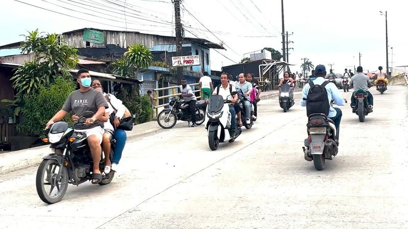 Colombians evacuate Pacific town after tsunami warning | AFP