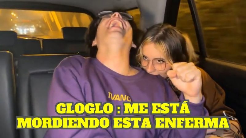 GLOGLO Y EMIKUKIS PELEANDO EN EL CARRO