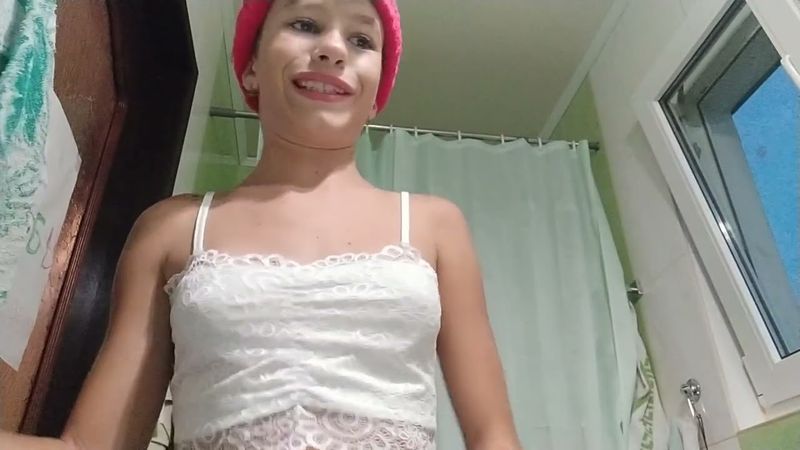 Смываем макияж💄!