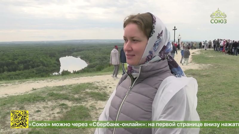 Божественная литургия в часовне на Никольской горе в рабочем поселке Сурское