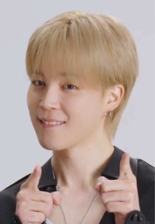 ⁣✨Our Jimin is too pretty, so happy to see these updates today 💛💜 Jim...