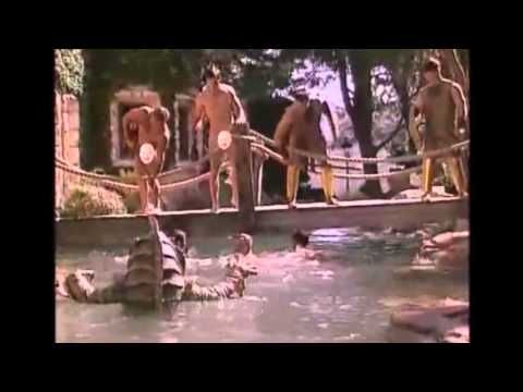 Gachimuchi - Fighting off the monster