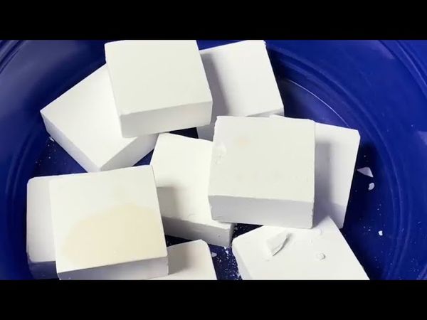 Fresh Gym Chalk Blocks in Blue Bowl 