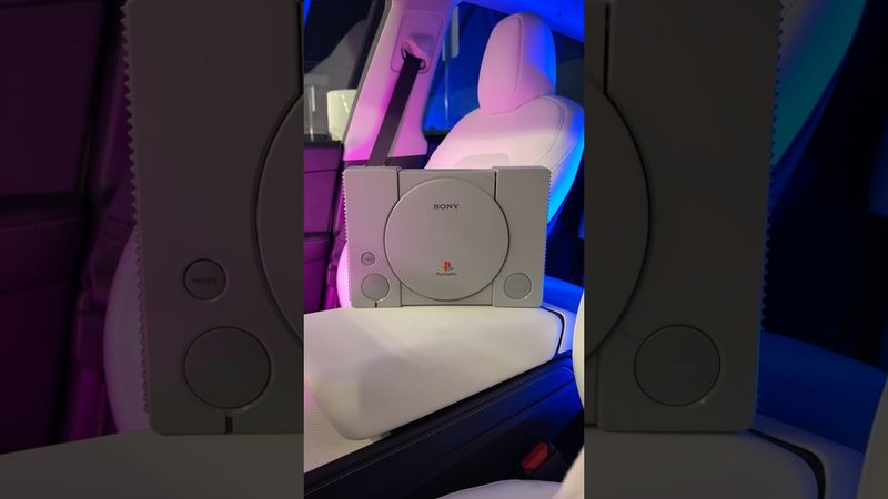 Turning on the Sony PlayStation in a Tesla 🏎️