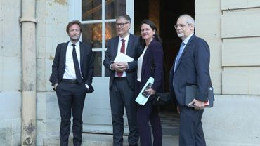Socialists arrive at Matignon to discuss proportional representation voting system | AFP