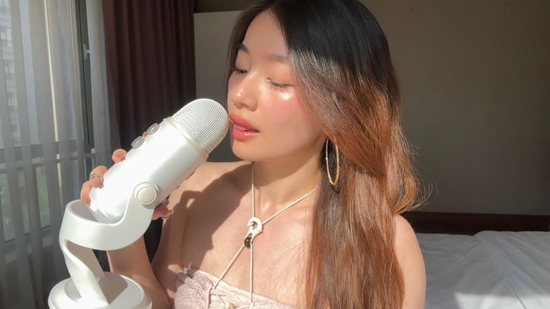ASMR Mouth Sounds That Are So Close To Mic