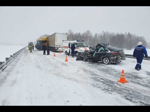 Авари и ДТП на ЗИМНЕЙ дороге торопыги и водятлы за рулем