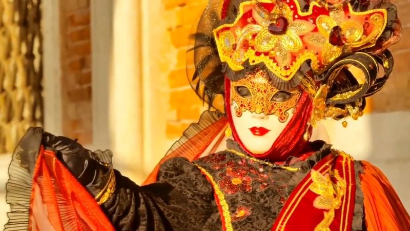 Venetian Masks Italy Symphony - Incanto d'Amore - Spatial Vox