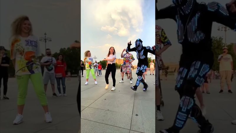 TEACHING SHUFFLE 😨🔥 GIRL DANCING ASTRONOMIA 😲 !!