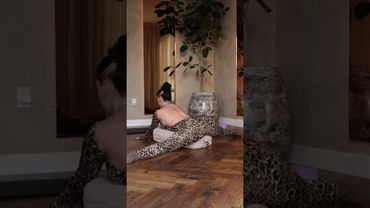 #flexibility #yoga #flowwithadee