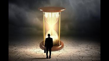 ЛЕСТНИЦА ГИГАНТОВ 3  Жизнь сама себя не спасёт