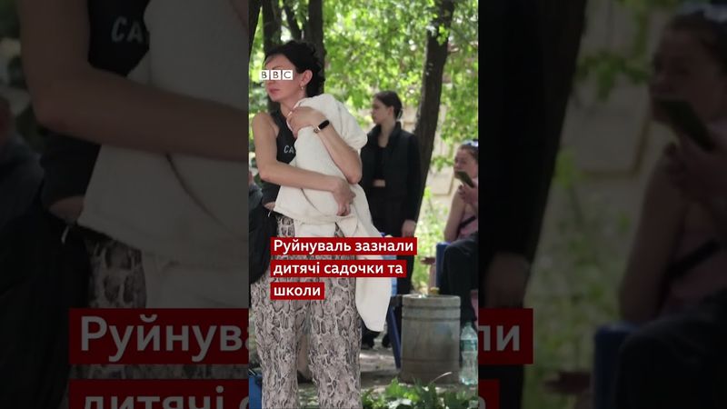 Момент удару по Дніпру. 9 людей загинуло, понад 150 постраждали #shorts #новини #війна