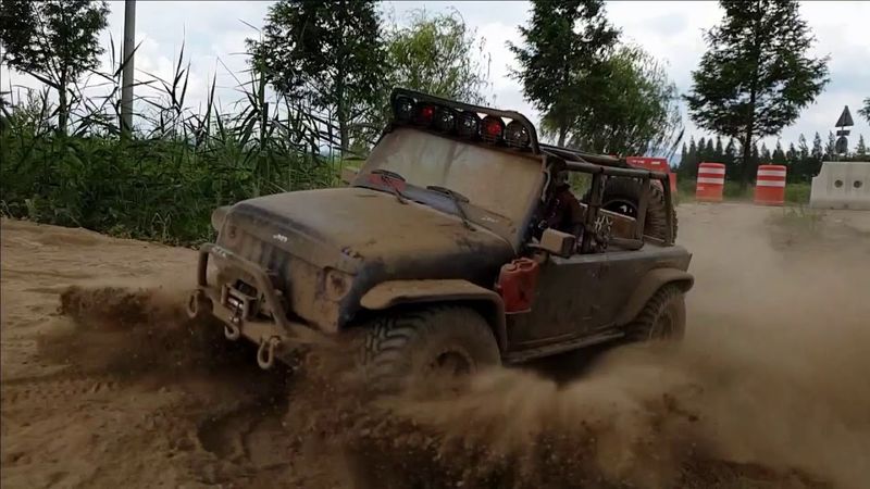 RC카 TRACTION HOBBY Founder Jeep Off-Road Dirt Trail Bashing