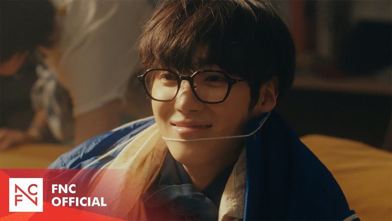 AxMxP (에이엠피) - 너는 나를 시인으로 만들어 (Love Poem) MV