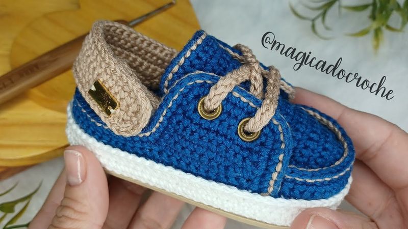 Mocassim em Crochê - Número 17 (10cm)