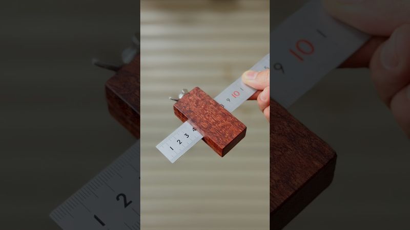 DIY: A New, Easy Marking Gauge! #shorts #woodworking #diy