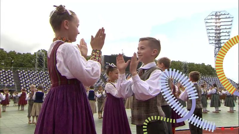 SITIENIŅI | Tautas deju lielkoncerts “Es atvēru Laimas dārzu”