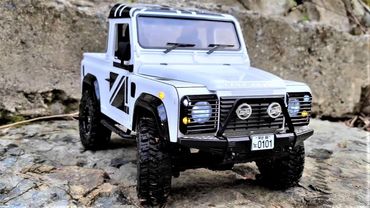 RC Car MST CFX D90 Defender Rock Crawling 디펜더