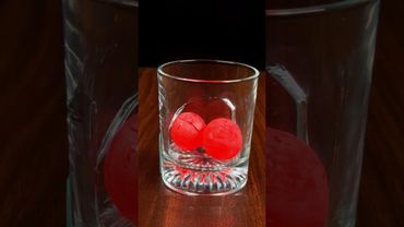 Раскаленный Шар против Стакана!