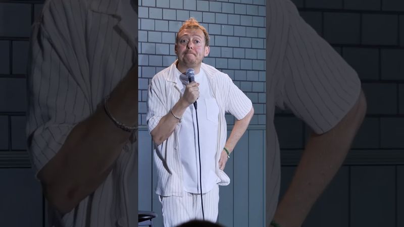 Нидаль | Стесняшка 🥹 #импровизация #ТНТ #стендап #standup