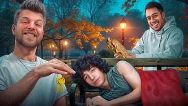 از خونه بیرون شدیم 😭