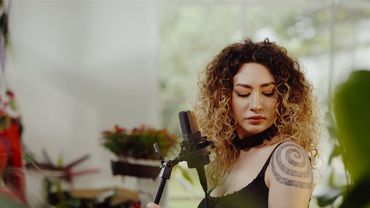 Sena Şener - Bak Bana (Akustik)