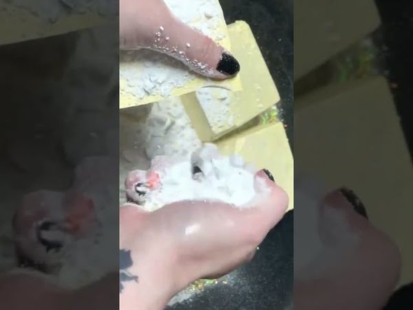 Gold Gym Chalk Freshies