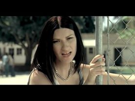 Laura Pausini - En Cambio No (Official Music Video)