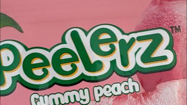 Trying every flavor of peelerz gummy’s /gummy’s you can peel ￼￼