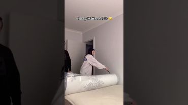 Mattress removal failure#funny#funnyvideos#usa🇺🇸#foryou